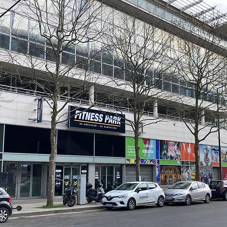 Appartement Sur Et Garage Au Stade De France A 2 Mn De Paris, 20 De Roissy Cdg Et 30 De La Defense Animaux Bienvenus Saint-Denis  Extérieur photo