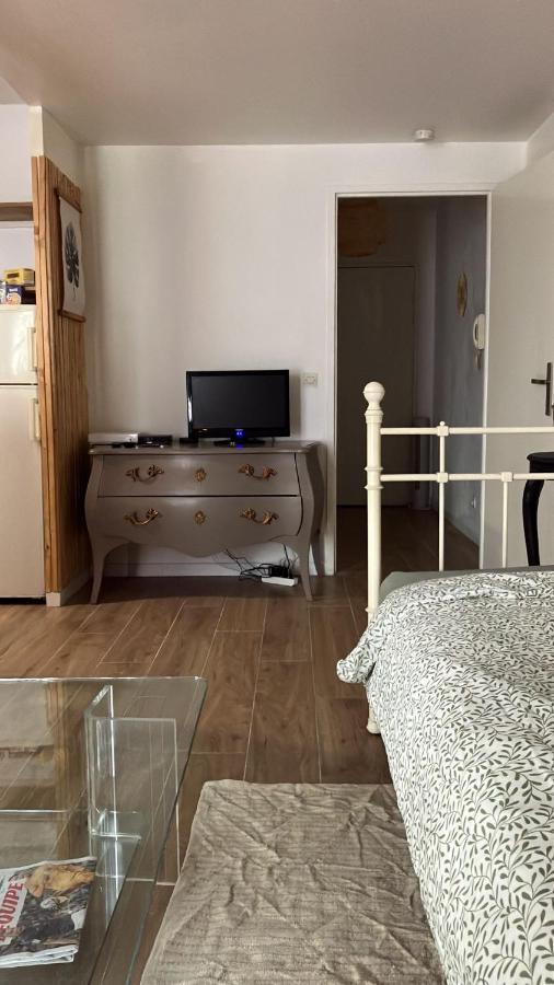Appartement Sur Et Garage Au Stade De France A 2 Mn De Paris, 20 De Roissy Cdg Et 30 De La Defense Animaux Bienvenus Saint-Denis  Extérieur photo